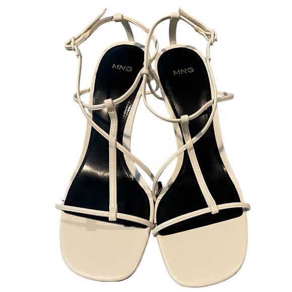 NIB Mango Criss-Cross Strappy Sandals In Ivory Size 38 (7.5) - Picture 1 of 8
